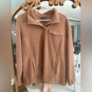 Women’s Size XL Fleece Pullover